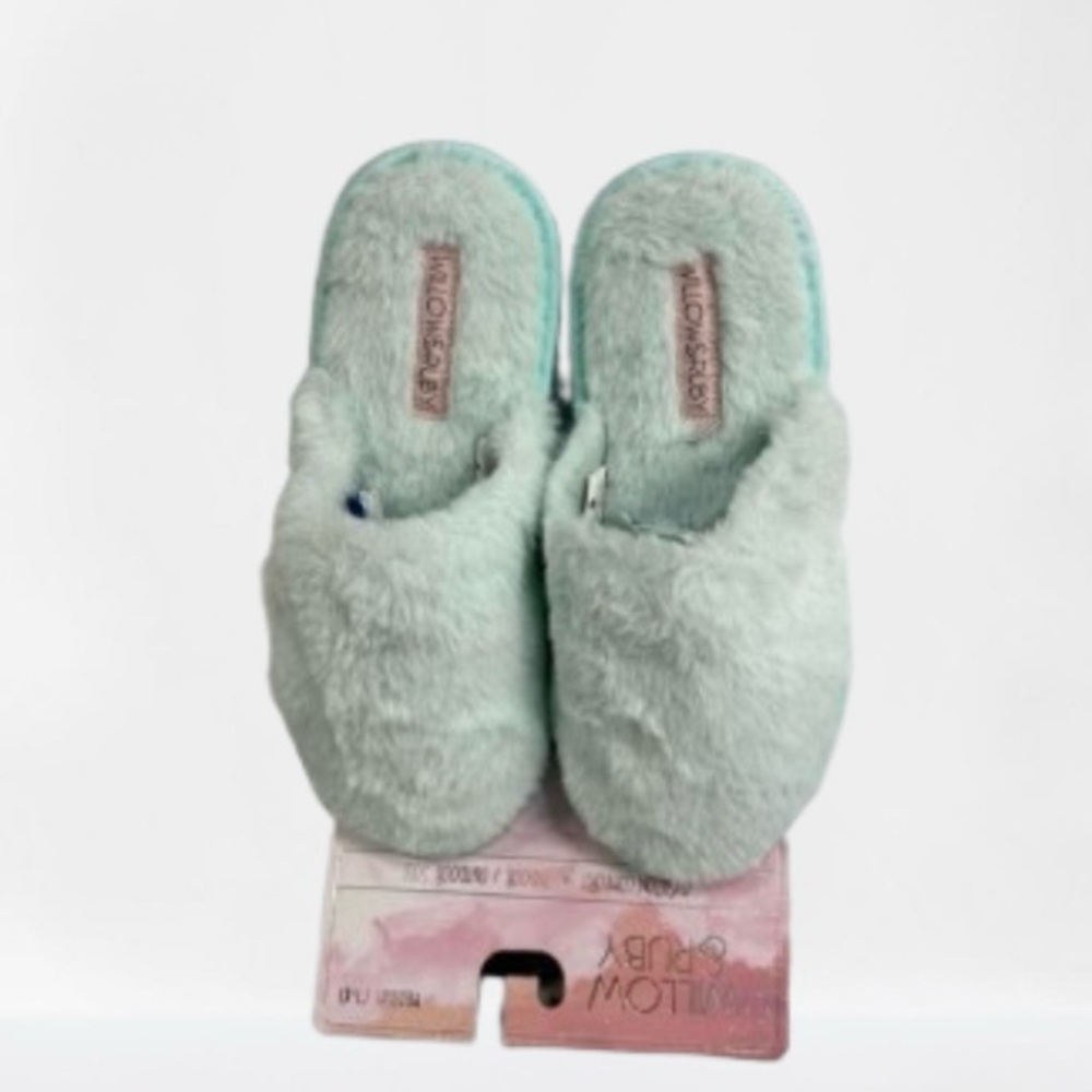 Willow & Ruby Women’s Slippers sz M (7/8) NEW #15-TT
